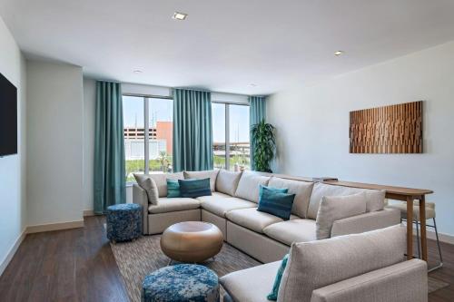 Element by Marriott Las Vegas Symphony Park - image 12