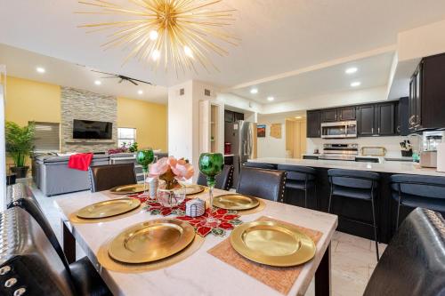 Welcome to Luxe Stays in Ahwatukee