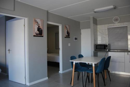 19 on Arch in Mykonos