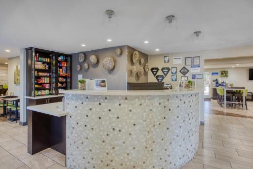 Lobby, Best Western North Phoenix Hotel in Metro Center