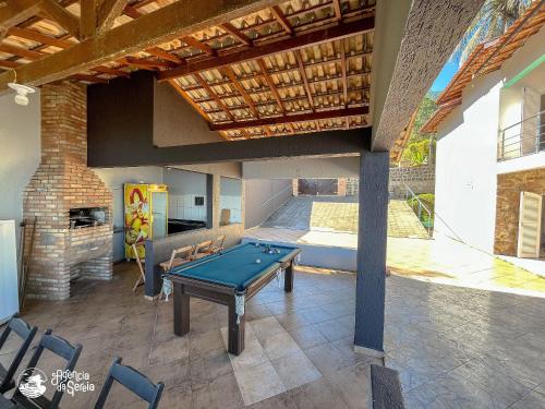 Casa costeira com vista e área gourmet no Borrifos (Casa costeira com vista e area gourmet no Borrifos) in Praia de Itapecerica