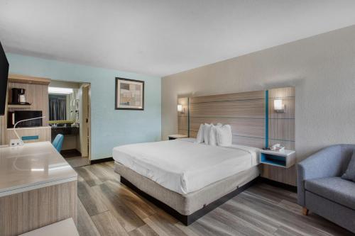 Best Western Executive Inn - image 6