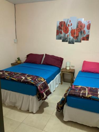2 double beds