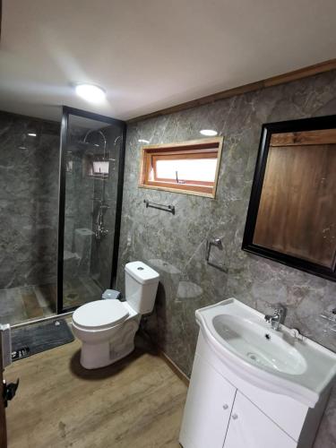 Zuhanyzó, Cabaña monte rio (Cabana monte rio) in Puerto Aisen