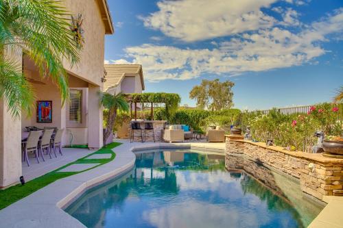 Poolside Paradise! Luxe Golf Getaway in Phoenix – khách sạn tại Nam Tempe