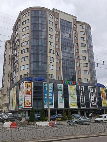 Новобудова по вулиці київська 67 біля центрального автовокзалу (Новобудова по вулиці киівська 67 біля центрального автовокзалу) in Rovno