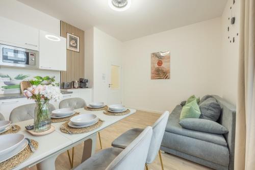 Hly| Apt By Wenceslas Square Fit Up To 6 Guests - Prague