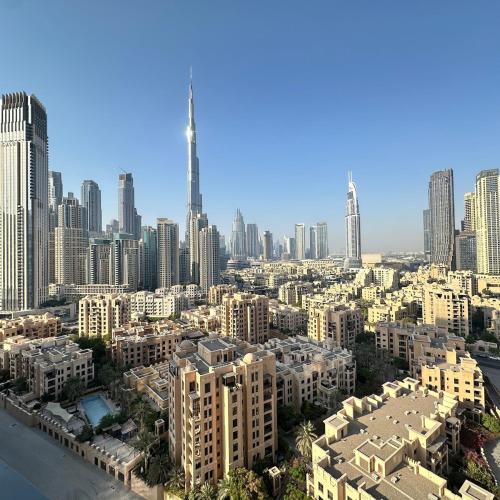 Bellevue Towers Luxurious Burj Khalifa, Full Downtown & Old-town Views, Dubai (photo 4)