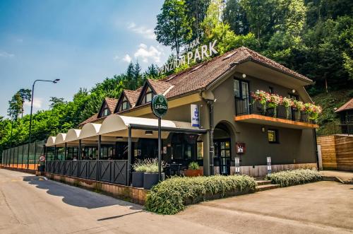 Вхід, Penzion Park in Ласко
