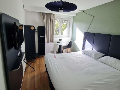 ibis Vannes - image 6