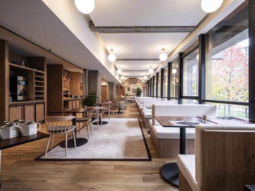 餐飲選擇, 格勒諾布爾中心阿爾波德爾美居酒店 (Hotel Mercure Grenoble Centre Alpotel) in 市中心區