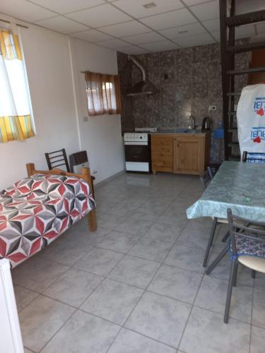 2 bedrooms, 4 beds