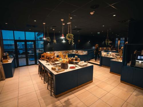 Novotel Lille Centre Grand Place - image 4