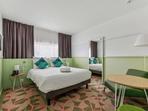 1 queen bed
