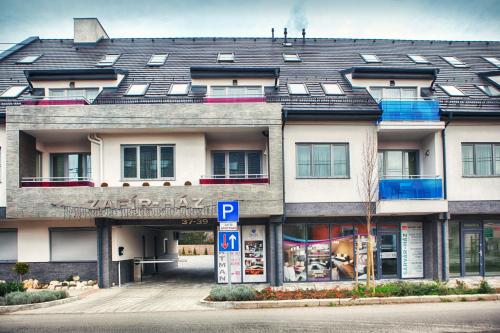  Holiday Apartman in Sárvár