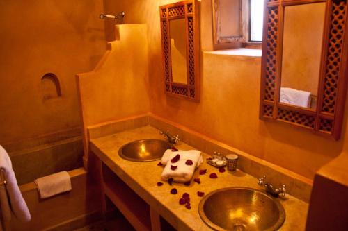 Riad Tayba - image 11