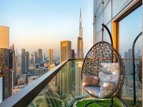 ElysianSky Burj Khalifa Views 3Br apartment in Paramount Hotel Midtown with 64th Floor Rooftop Pool