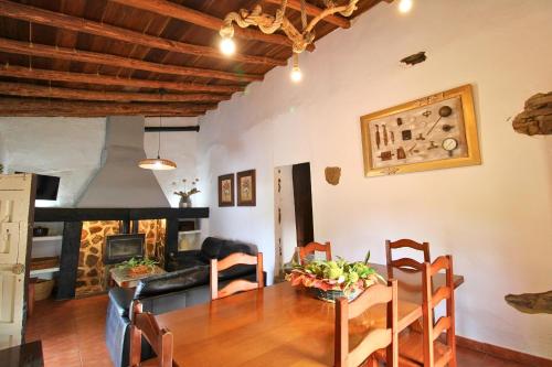 設施, Mirador de Santa Ana in 皇家聖安娜區