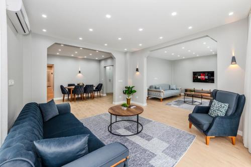 Dilek Apartments, Istanbul