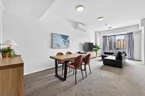 Skyline & Harbour Views-Top Floor, Perth (foto 6)