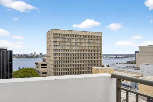Skyline & Harbour Views-Top Floor, Perth (foto 8)