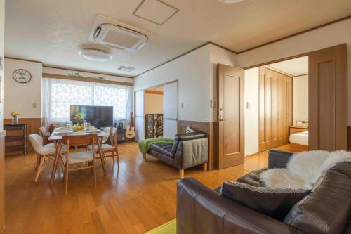 三之轮车站独享一户 大户型靠近浅草晴空塔 直达上野4分钟 秋叶原 银座 日暮里