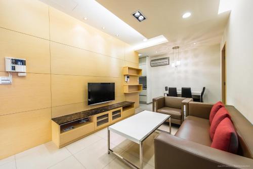 Deluxe Two-Bedroom Apartment room in 謙匯國際酒店式公寓 CH Service Apartment