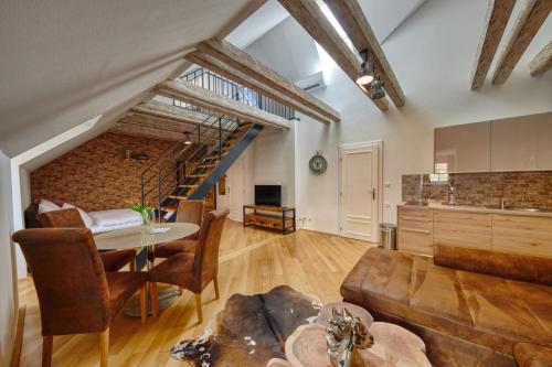 Ultimate Group Getaway - Three of Everything!, Bratislava