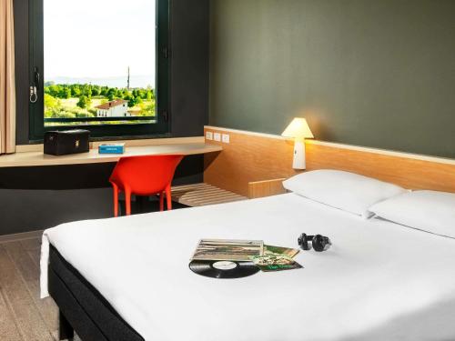 ibis Firenze Prato Est Room Type - Standard Double Room
