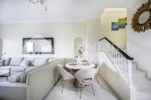 Bloomfields 2BR+Maid - Mina Al Fajer Fujairah in Dibba