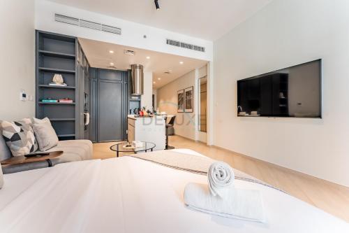Studio Near Ras Al Khor Wildlife Sanctuary with Partial Creek Views, Just Minutes from Downtown Attractions, Wilton Park Residences, Sobha Hartland by Deluxe Holiday Homes, Dubaï (photo 10)
