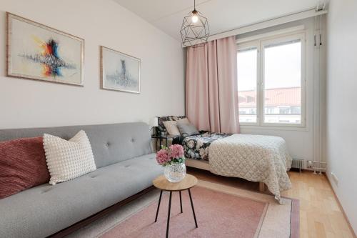 Central Luxury Stay w Vintage Charm & Sauna, Helsinki (foto 5)
