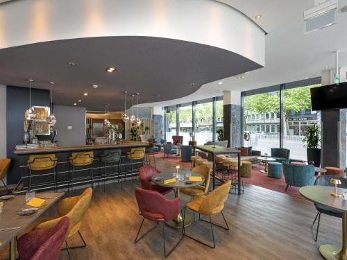 Bar/ Salón, Novotel Aachen City Hotel in Aachen City Center