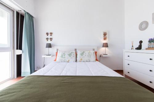 Amazing Sesimbra Duplex by the beach, Sesimbra