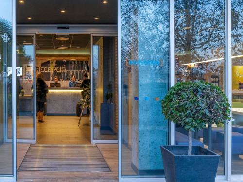 A szálláshely kívülről, ibis budget Aeropuerto Barcelona Viladecans in Viladecans