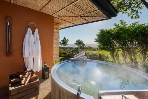 جاكوزي, Pezula Nature Retreat in سباريبوش