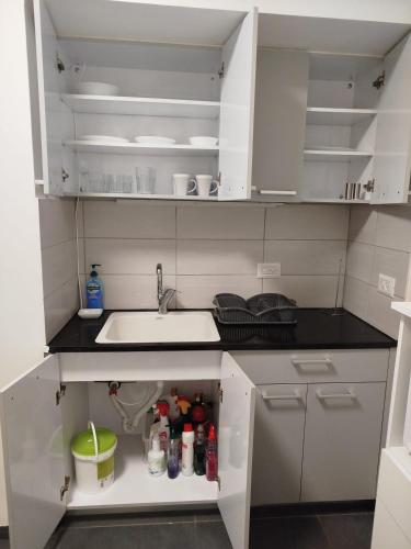 keuken, Falkor's Nest in Mount Carmel