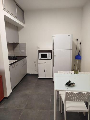 keuken, Falkor's Nest in Mount Carmel