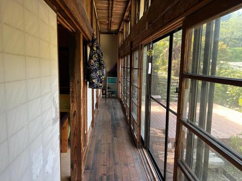 築150年の古民家ゲストハウスひとたび
