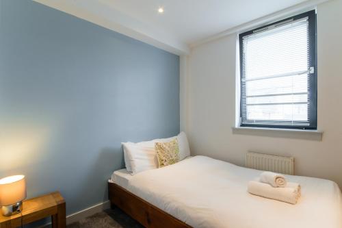 Modern Flat in the Middle of Old Town! - image 10