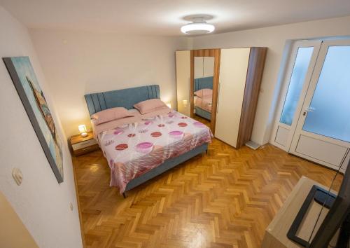 Apartment Mihaljević - image 13