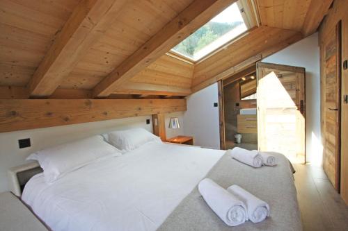 Chalet Les Praz - Chamonix All Year - Tap to explore photos