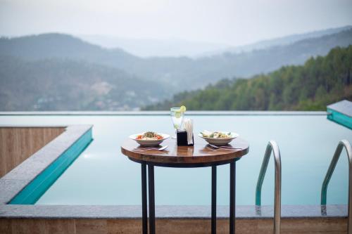 A szálláshely kívülről, Spellmount - Himalayan View Infinity Pool Resort in Kausani  in Kauszani