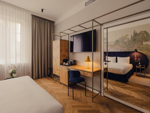 Flaner Hotel, WorldHotels Crafted – Warsaw, FL