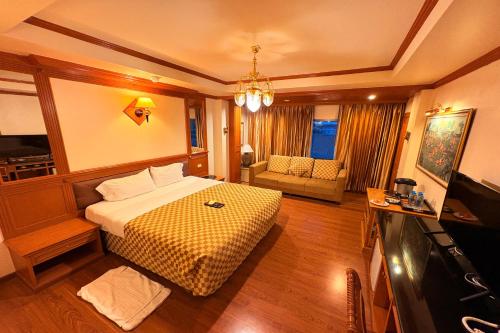 Taksila Hotel in Mahasarakham