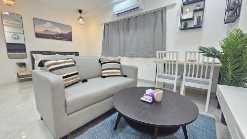 Lite Stays - Khar West, Bombaj (fotografie 11)