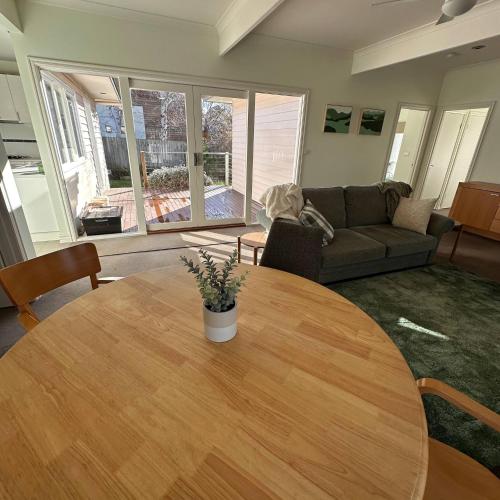 บริการและสิ่งอำนวยความสะดวก, Neeri Home in เนียริมใต้