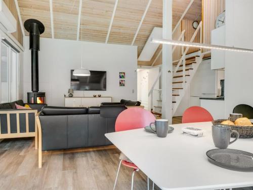 Holiday Home Eisa - 300m to the fjord by Interhome in Vesløs
