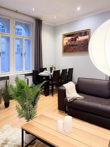 120 m2 Tomas Garrigue Masaryk 3BDR Apartment, Прага (фото 5)