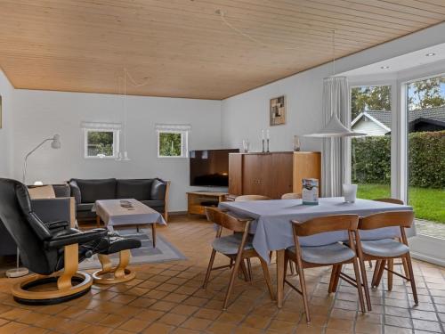 Holiday Home Kalli - 100m from the sea by Interhome in Sydals